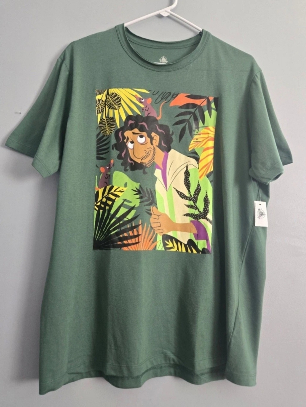 NEW Disney Shirt Adult L Green Encanto Bruno Rats Disney Parks w $35 Tag/Sticker